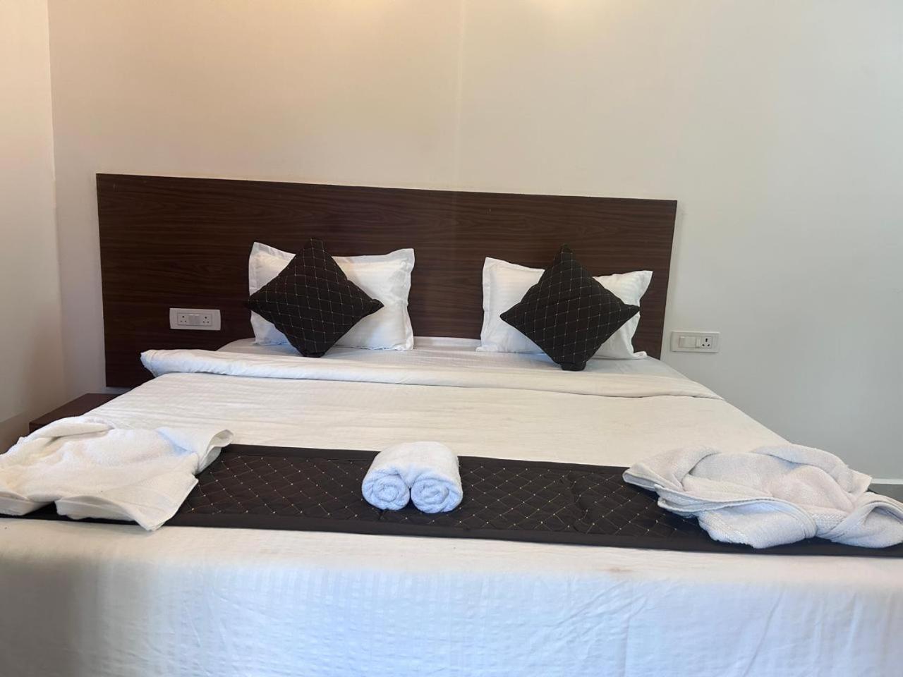 Hotel Baga Place מראה חיצוני תמונה