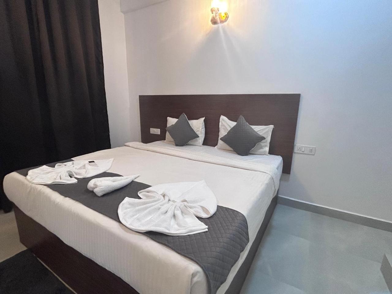 Hotel Baga Place מראה חיצוני תמונה