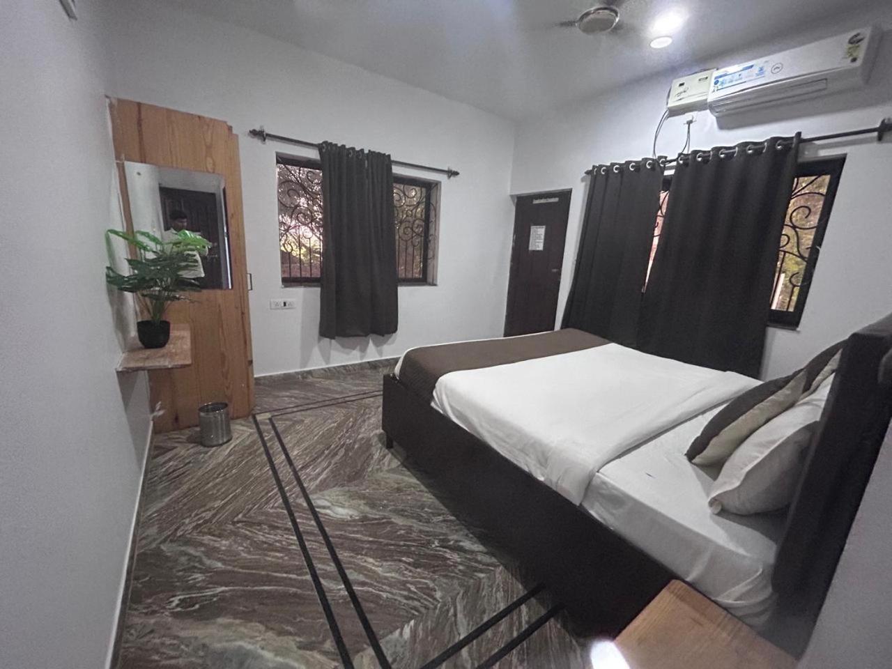 Hotel Baga Place חדר תמונה